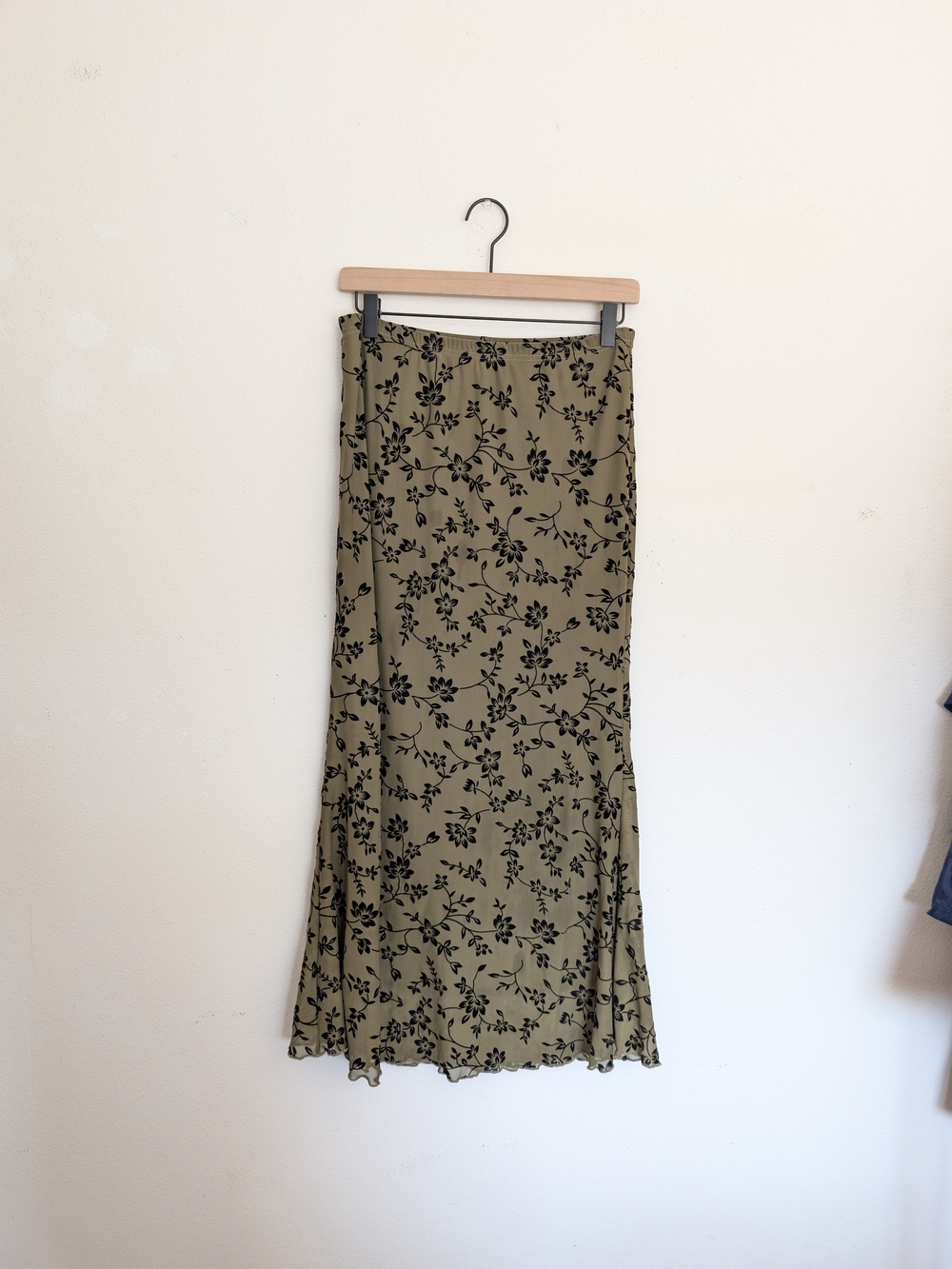 Vintage 90s Mesh Velvet Floral Midi Skirt in Olive Green